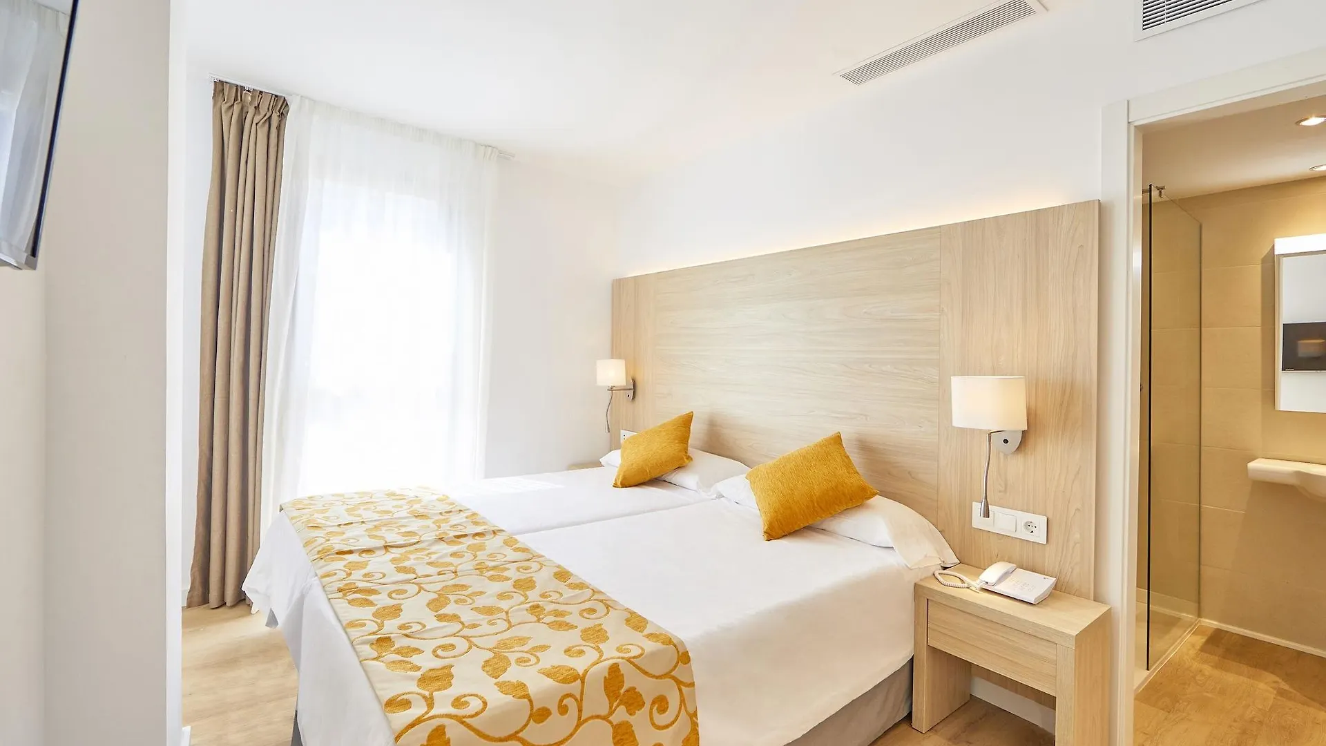 ****  Hotel Ilusion Moreyo - Adults Only Cala Bona  España